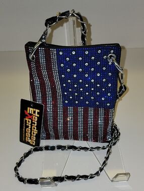 DAZZLING RHINESTONE AMERICAN FLAG CROSSBODY BAG.